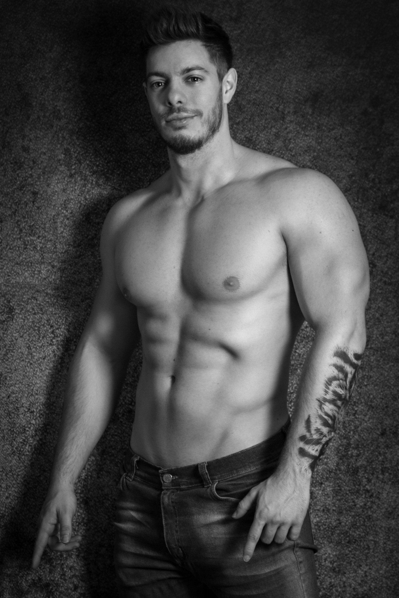 Ezequiel — entrenador KRAKEN FITNESS